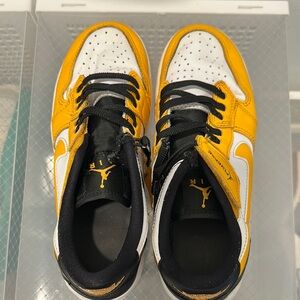 Air Jordan Yellow and White Sneakers 6Y Boys